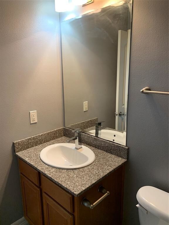 Building Photo - 3501 Chenevert St