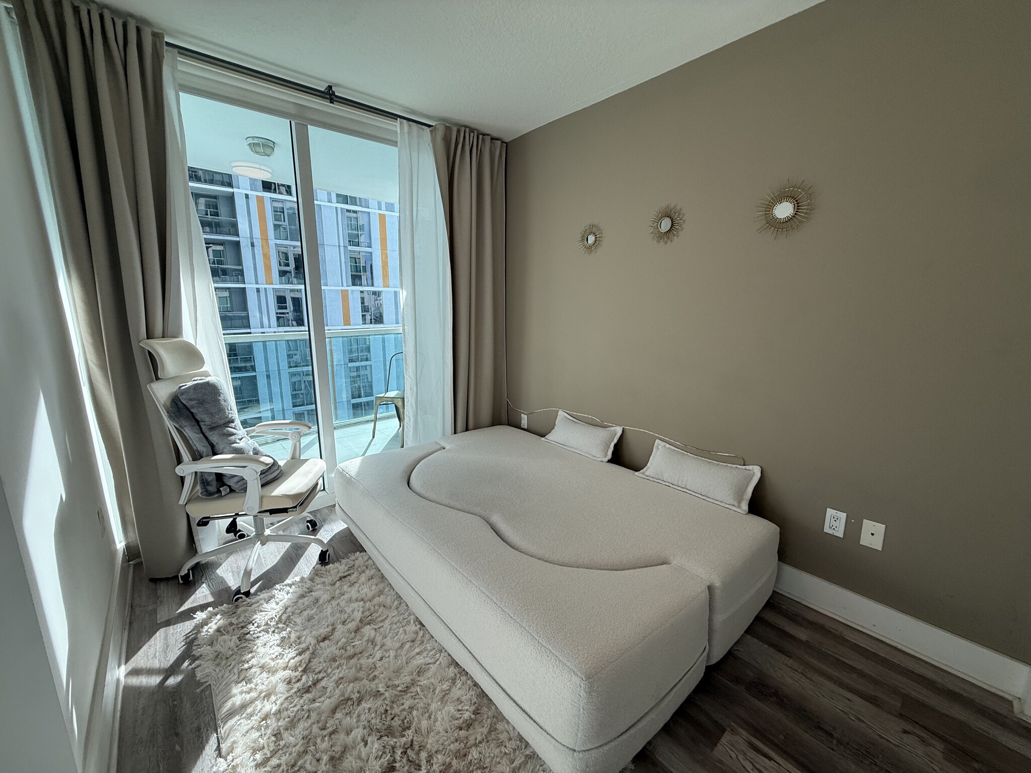 Guest bedroom - 31 SE 5th St