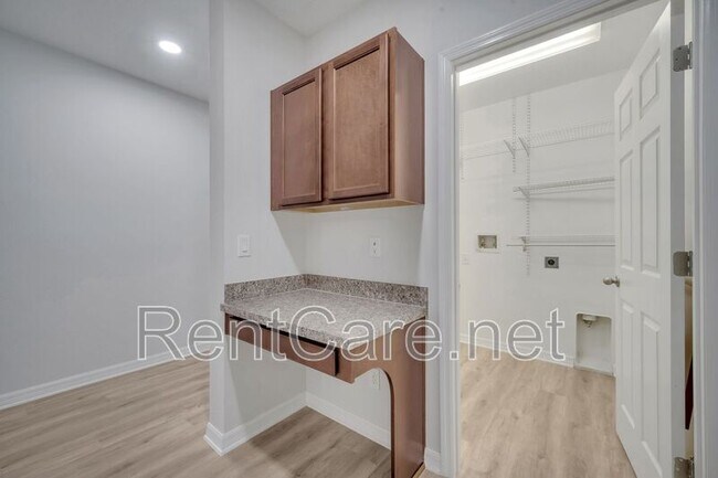 Building Photo - 1420 Marsh Meadow Ln