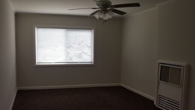 Building Photo - 6796-6798 Mission St.