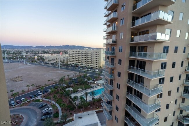 Building Photo - 8255 S Las Vegas Blvd