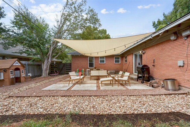 Building Photo - 1500 Northridge Dr