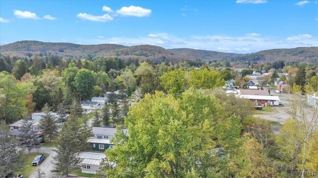 Building Photo - 8A Sun up