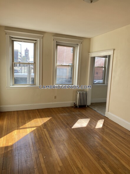 Building Photo - 1610 Massachusetts Ave