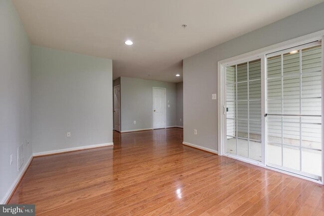Building Photo - 11013 Apple Orchard Ct