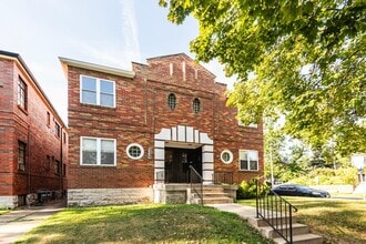 Building Photo - 5322 Miami St
