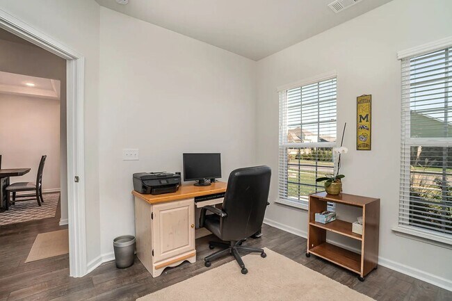 Building Photo - Beautiful 5-Bedroom Home in Brixworth Neig...