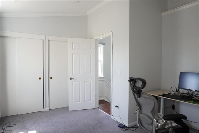 Building Photo - 13998 New Braddock Rd