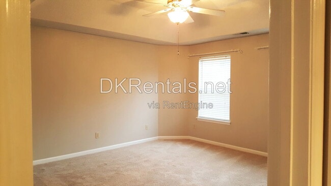 Building Photo - 2160 Denson Ln S W
