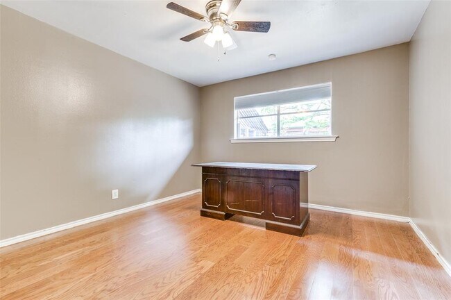 Building Photo - 5409 Firewood Dr