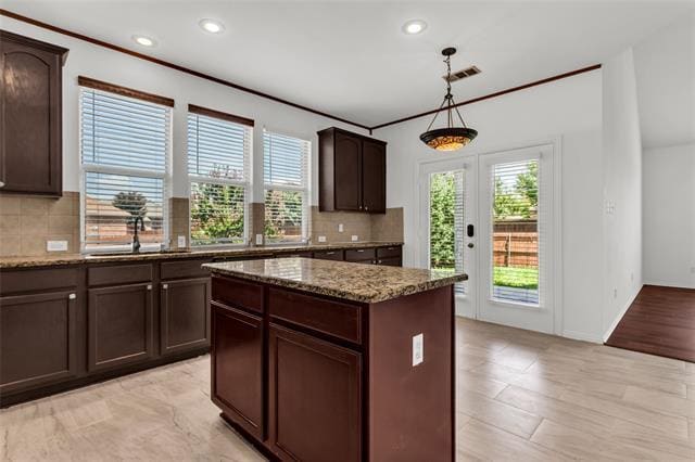 Building Photo - 6902 Amesbury Ln