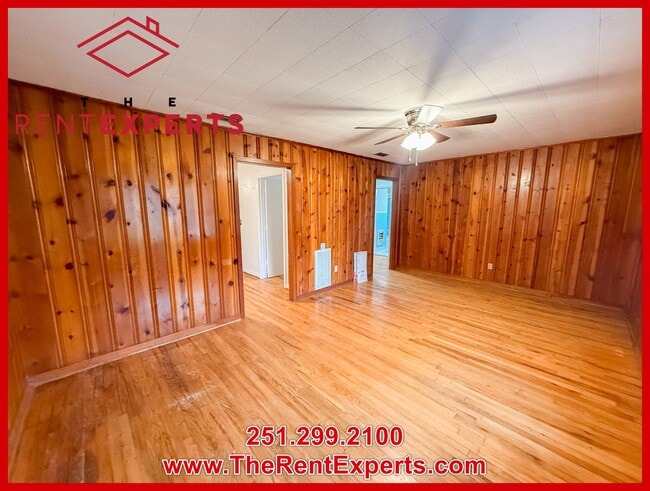 Building Photo - 1701 Conti St