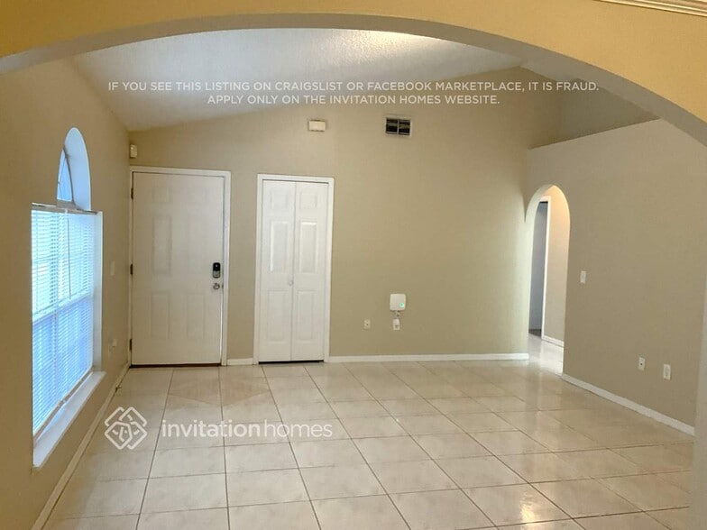 Building Photo - 2419 Parsons Pond Cir