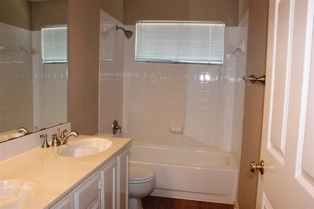 Building Photo - 4112 Guthrie Dr