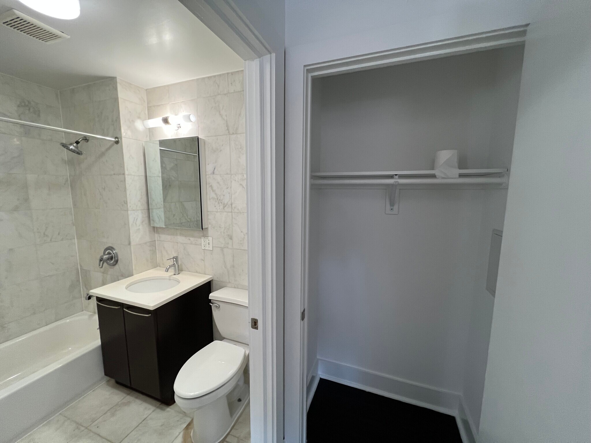 Building Photo - 6515 Booth St