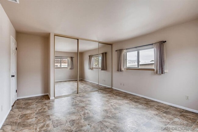 Building Photo - **** INCREDIBLE VIEWS 3 BED 2 BATH HOME! B...