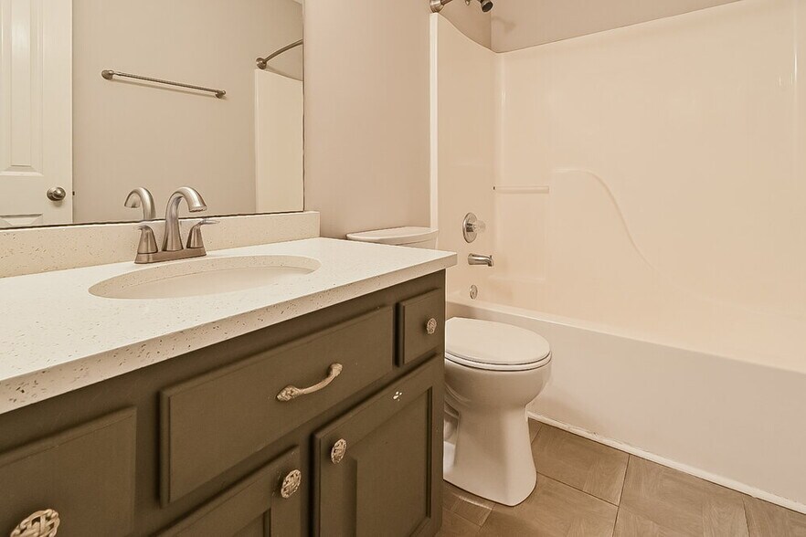 Building Photo - 703 Timber Creek S