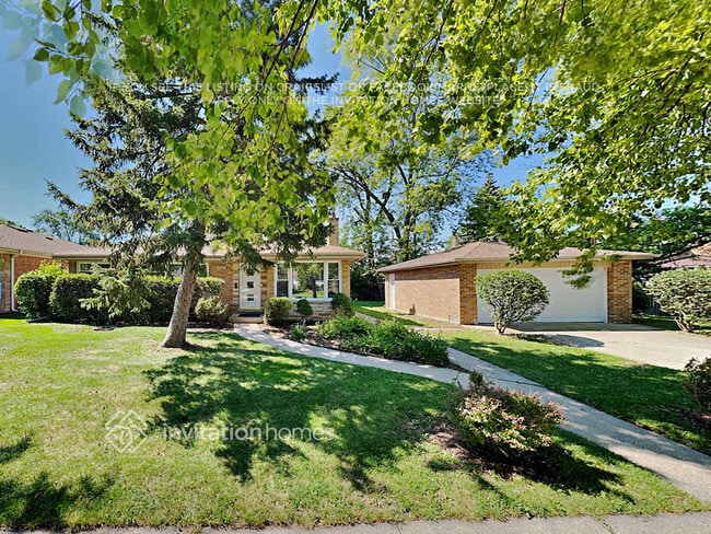 Primary Photo - 7621 W Madison St