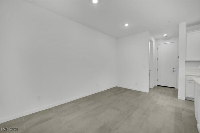 Building Photo - 11476 Panoledge Ave