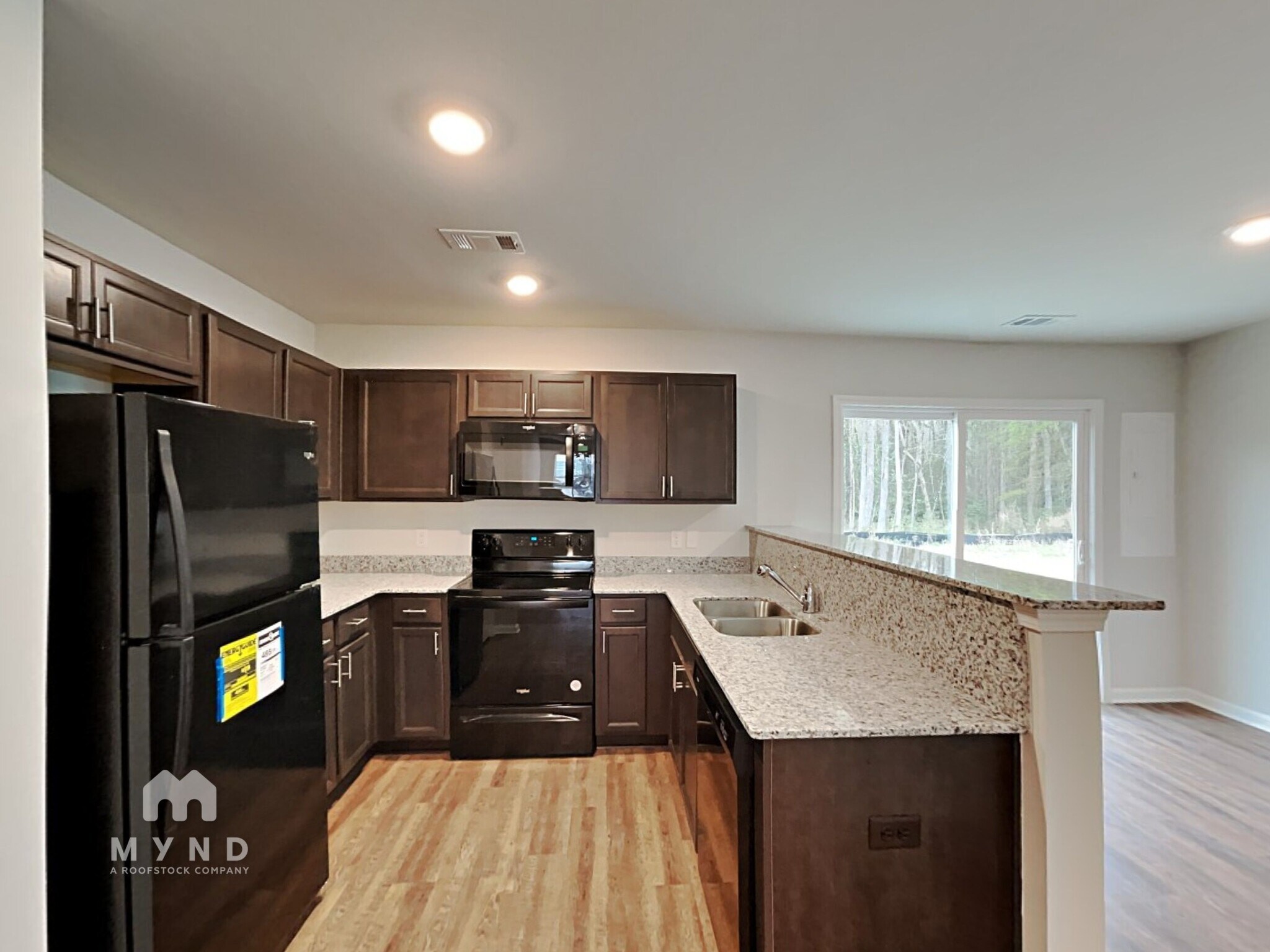 Building Photo - 34 Brown Thrasher Ct