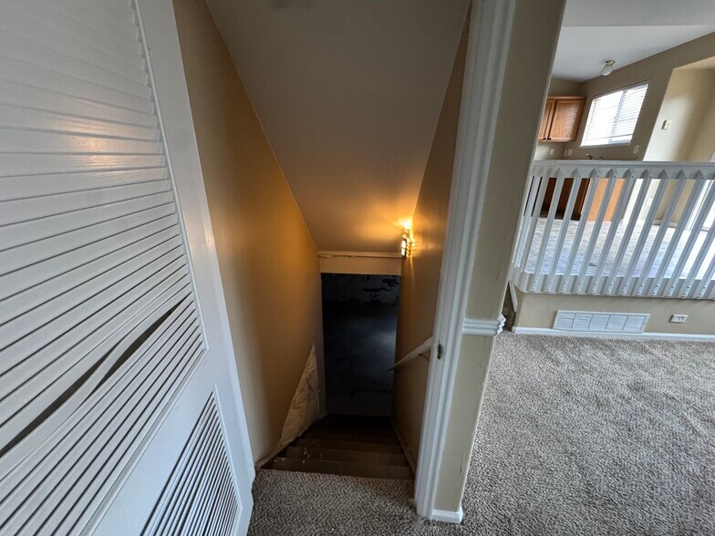 Building Photo - 4243 Gunbarrel Dr