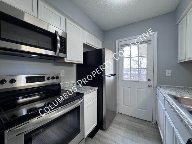 Building Photo - 4087 Greenery Dr