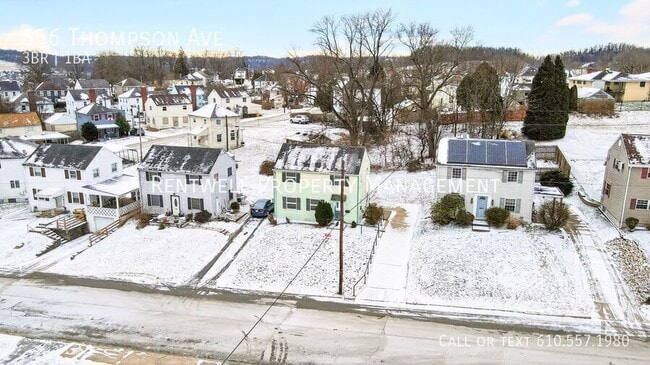 Building Photo - 556 Thompson Ave