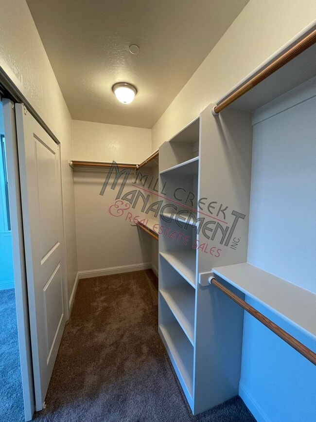 Building Photo - New home in the Beautiful Southern Highlan...