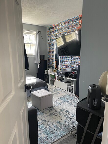 Building Photo - 17804 Park Mill Dr