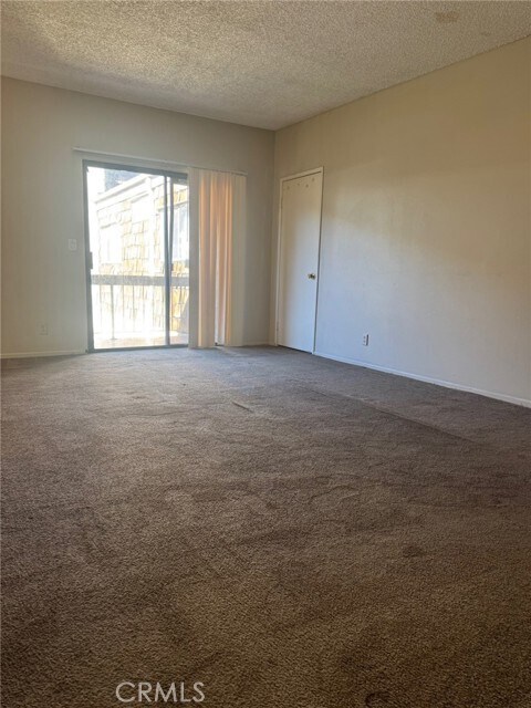 Building Photo - 15516 Nordhoff St