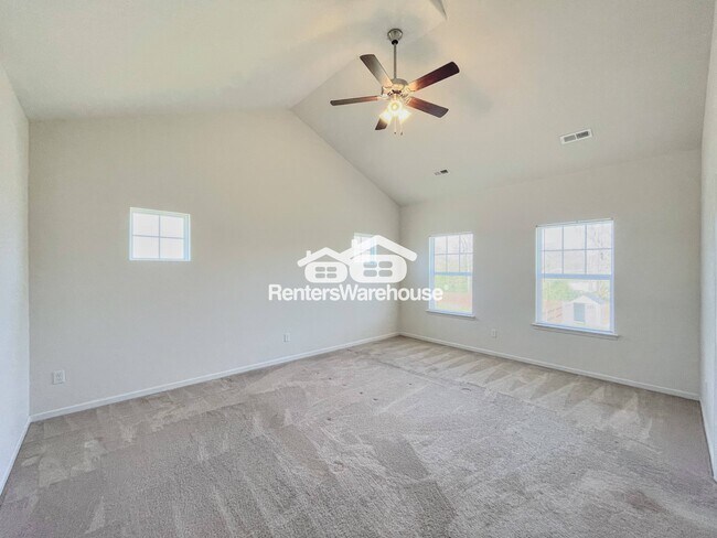 Building Photo - 4644 Indiana Ave