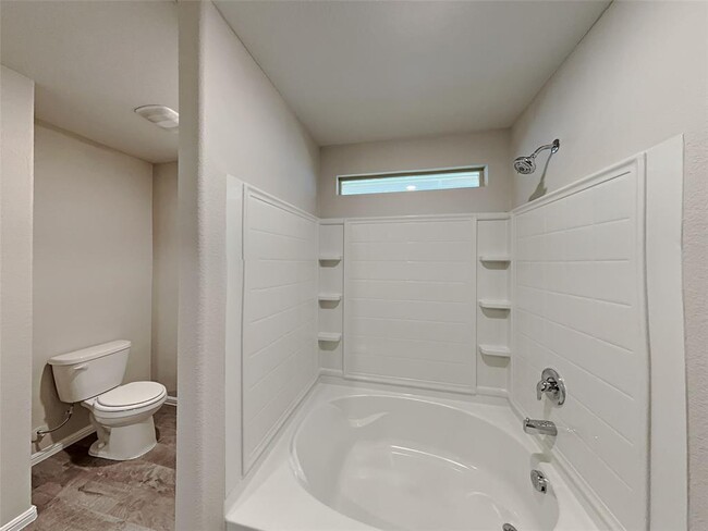 Building Photo - 2309 Blythwood Trail