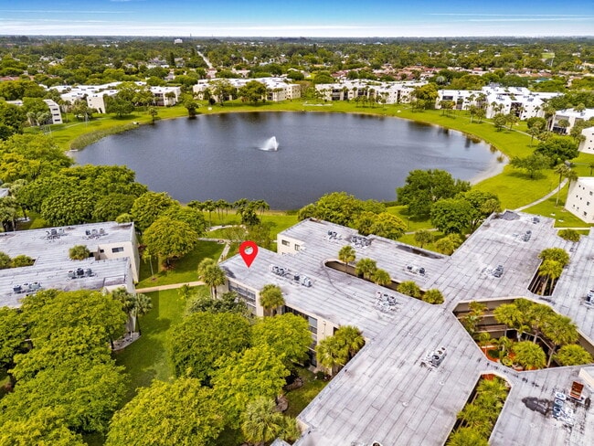 Building Photo - 5310 Las Verdes Cir