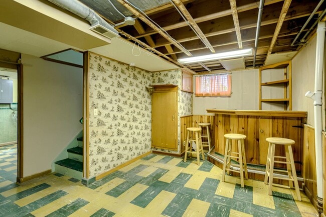 Building Photo - Charming 2 Bedroom With Spacious Living In Benson!!