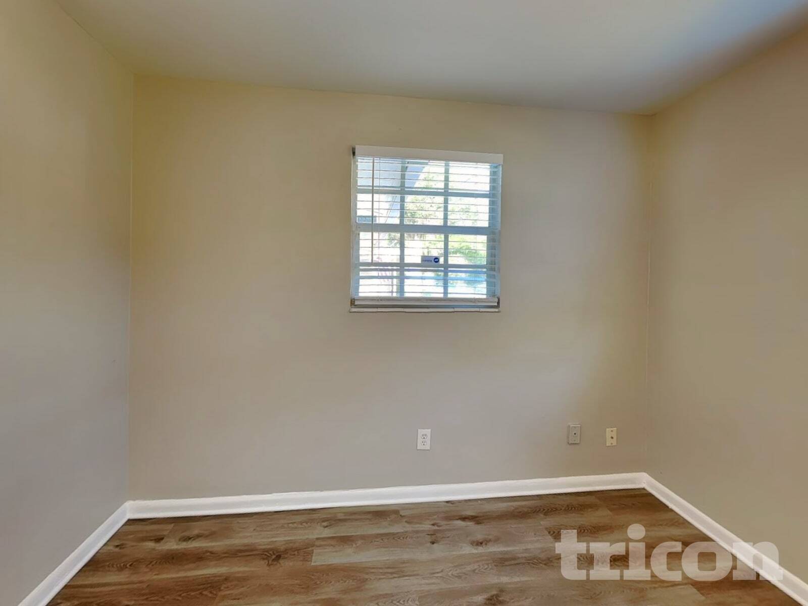 Building Photo - 616 Leisure Ave