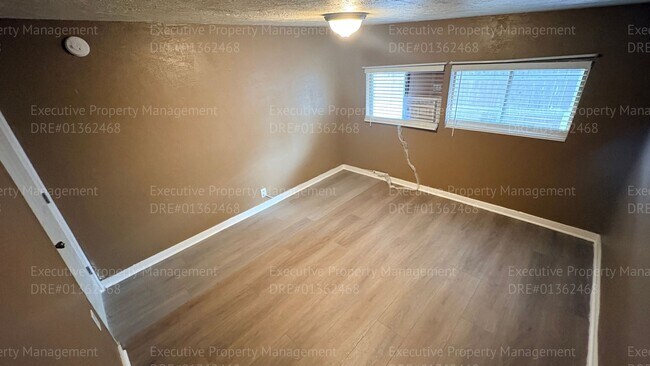 Building Photo - 1625 Camino Sierra