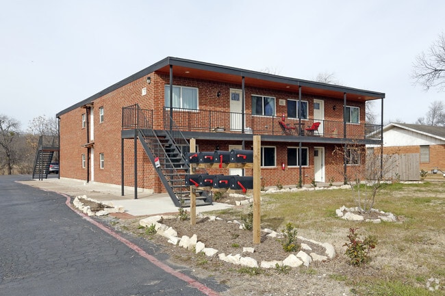 Building Photo - Willows Apartments