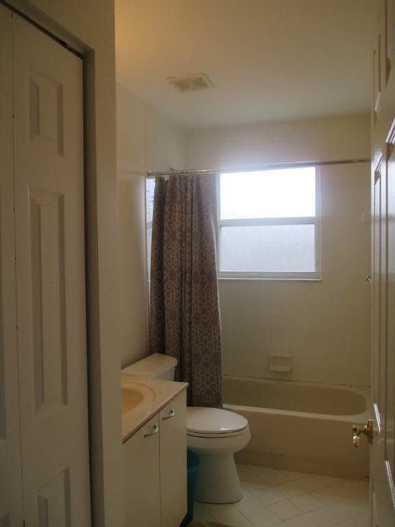 Building Photo - 16835 SW 49th Ct