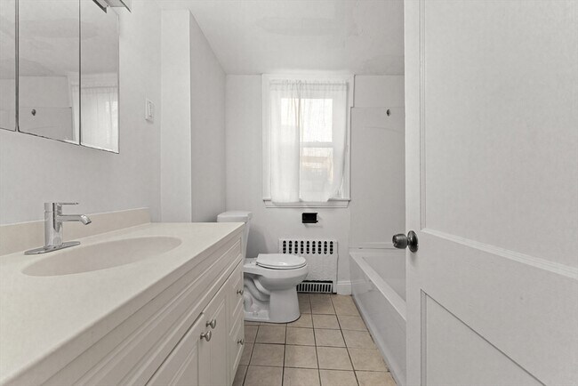 Building Photo - 227 Winchester St