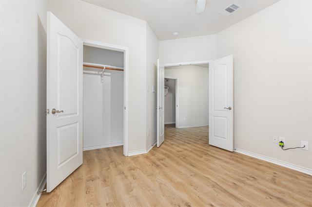 Building Photo - 6895 Pistoia Dr