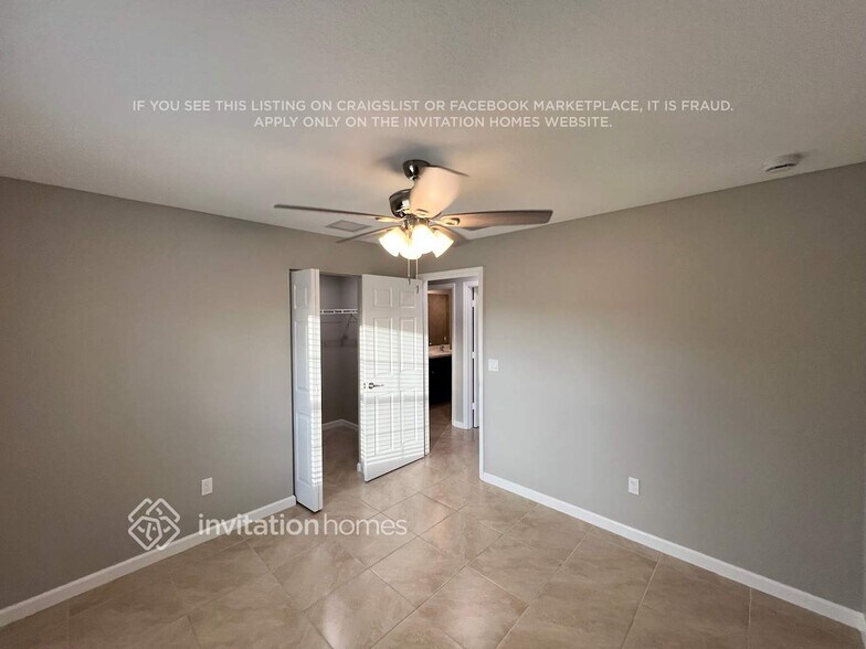 Building Photo - 1931 SE Dock St