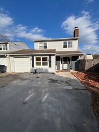 Building Photo - Charming 3 Bedroom Home in Virginia Beach ...