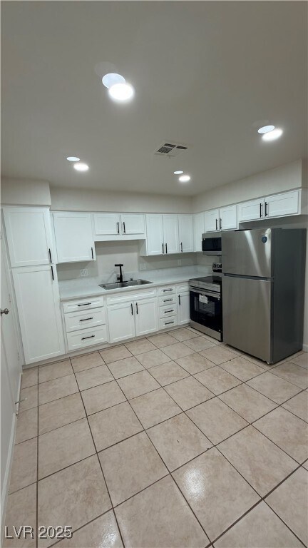 Primary Photo - 1961 Sycamore Ave