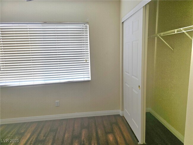 Building Photo - 7883 Salt Spray Ct