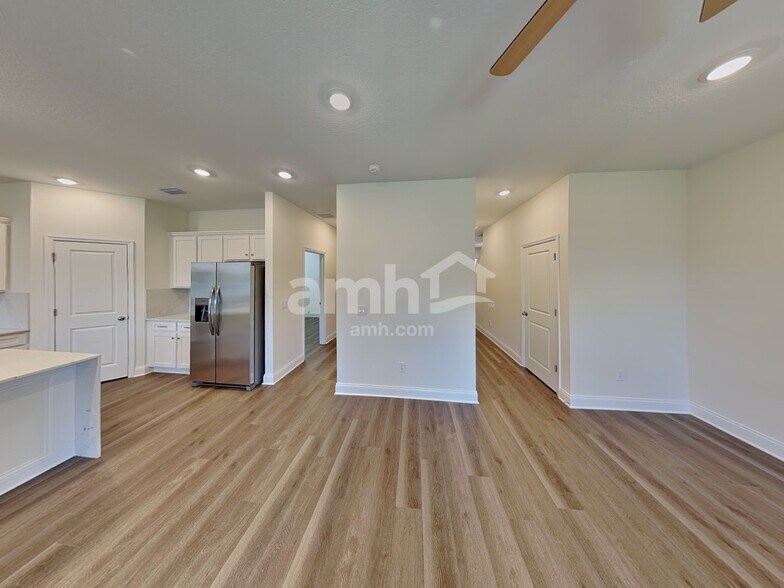 Building Photo - 980 Grafton Ridge Dr