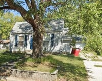 Building Photo - 514 W Bradley Ave