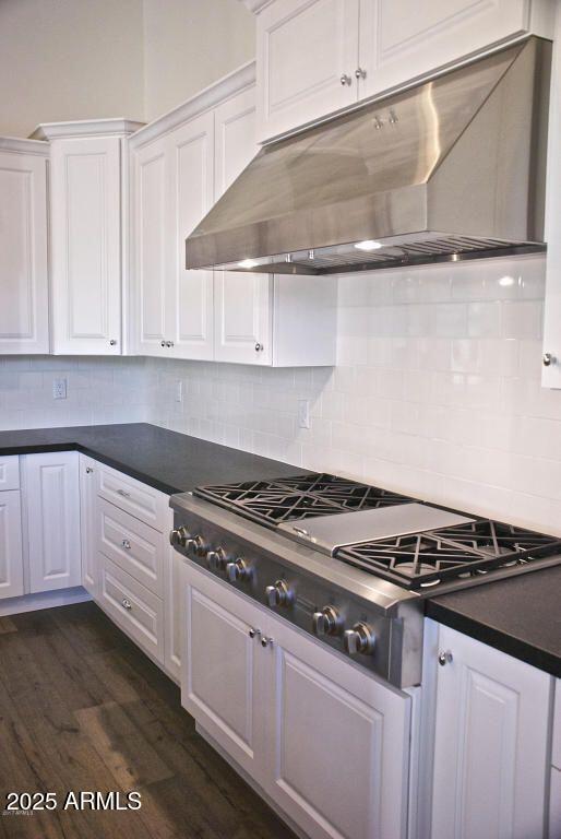 Building Photo - 2836 E Carob Dr