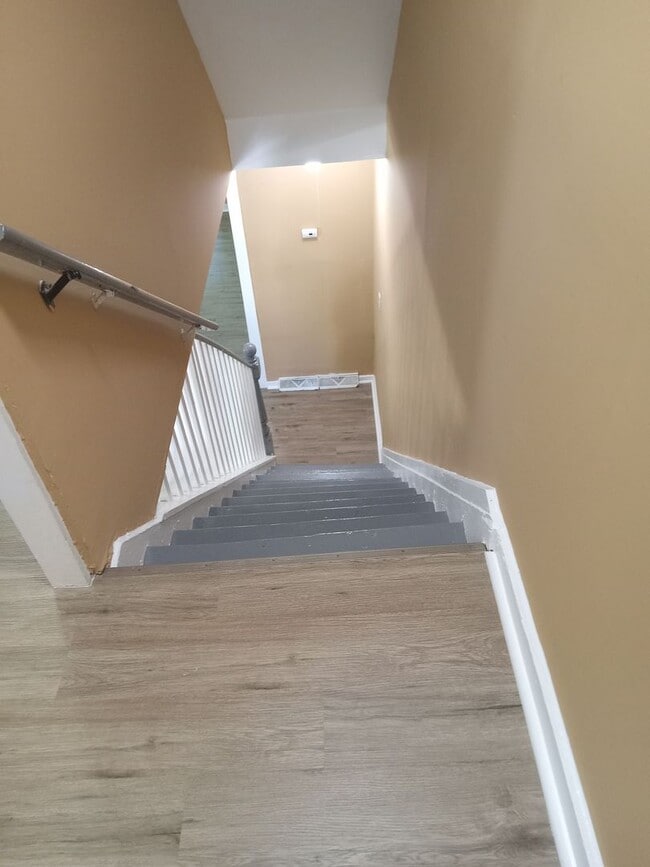 Building Photo - PRICE IMPROVEMENT Stunning 3 Bedroom Home FOR RENT in Millville NJ $1575