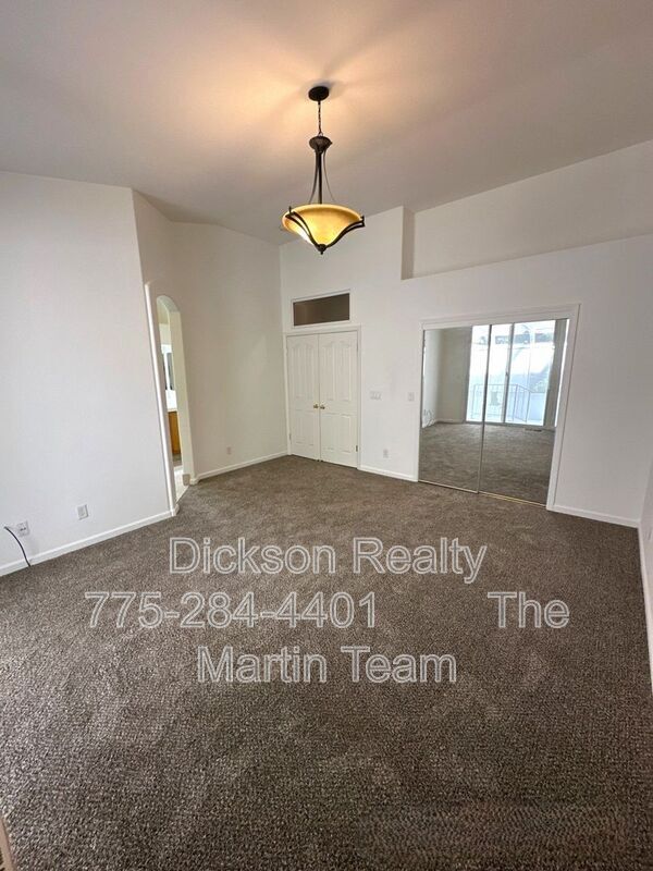 Building Photo - 2662 Pride Dr