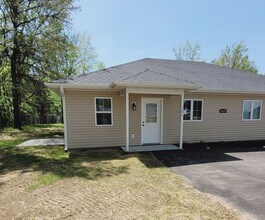 Building Photo - 4614 Alan Ln